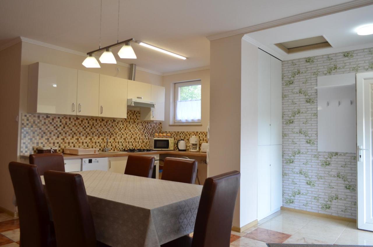 Gázláng Apartman Hajdúszoboszló Esterno foto